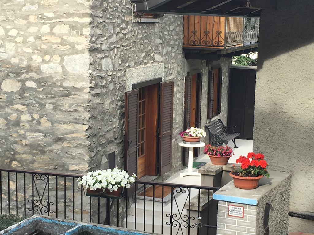 B&B La Vieille Meison De Pappa Sarre Exterior foto